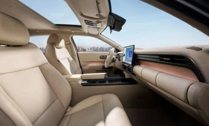 Hyundai Elantra 2027-a103.jpg