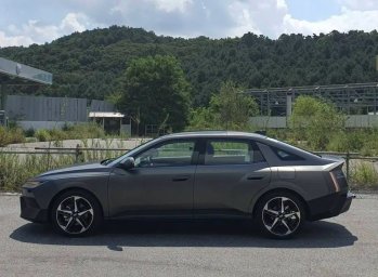 Hyundai Elantra 2027a9.jpg