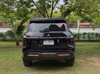 Mitsubishi Pajero 2027 -a3.jpg