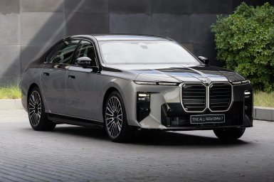 BMW i7 2027 10.jpg