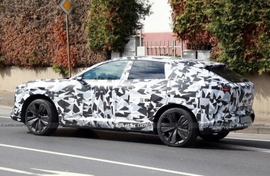 Mazda CX 6e 3.jpg