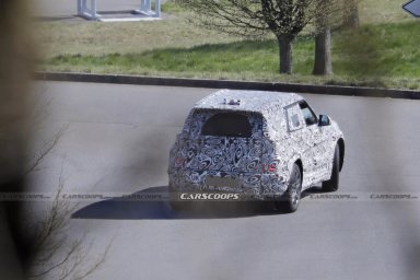 Land-Rover-baby-Defender-EV-scoop-00016.jpg