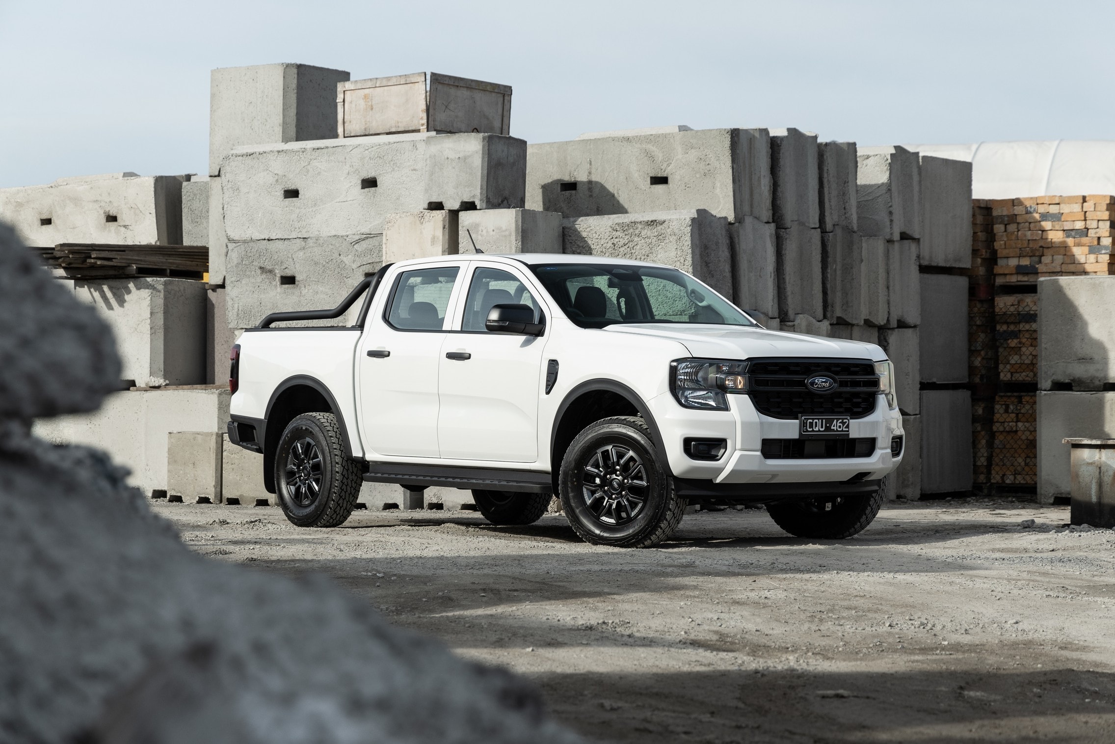 2024-ford-ranger-black-edition-for-australia-is-mostly-white-costs-almost-39k_1.jpg