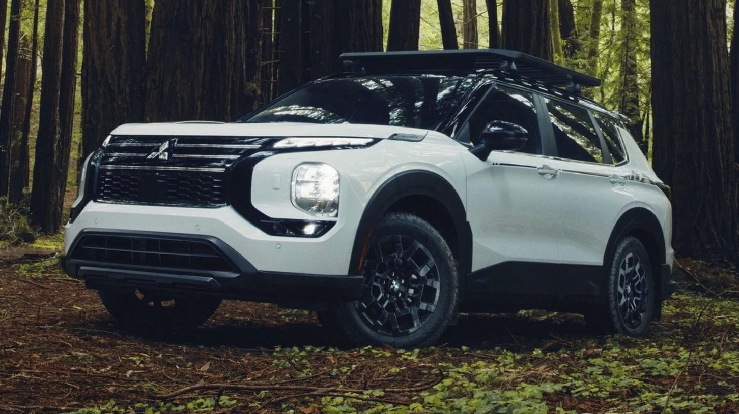 Mitsubishi Outlander Trail Edition 2025 ra mắt với thiết kế đậm chất off-road