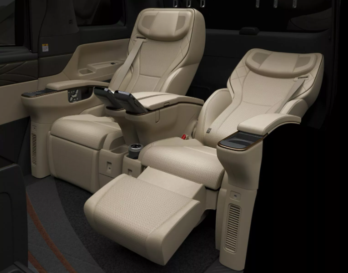 2025-Toyota-Alphard-Spacious-Lounge-4.PNG