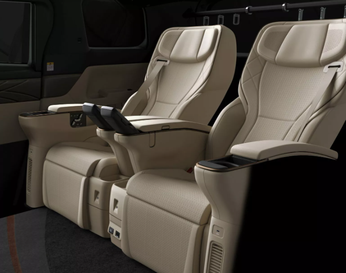 2025-Toyota-Alphard-Spacious-Lounge-5.PNG