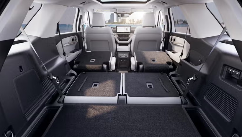 2026 Ford Explorer 4.jpg