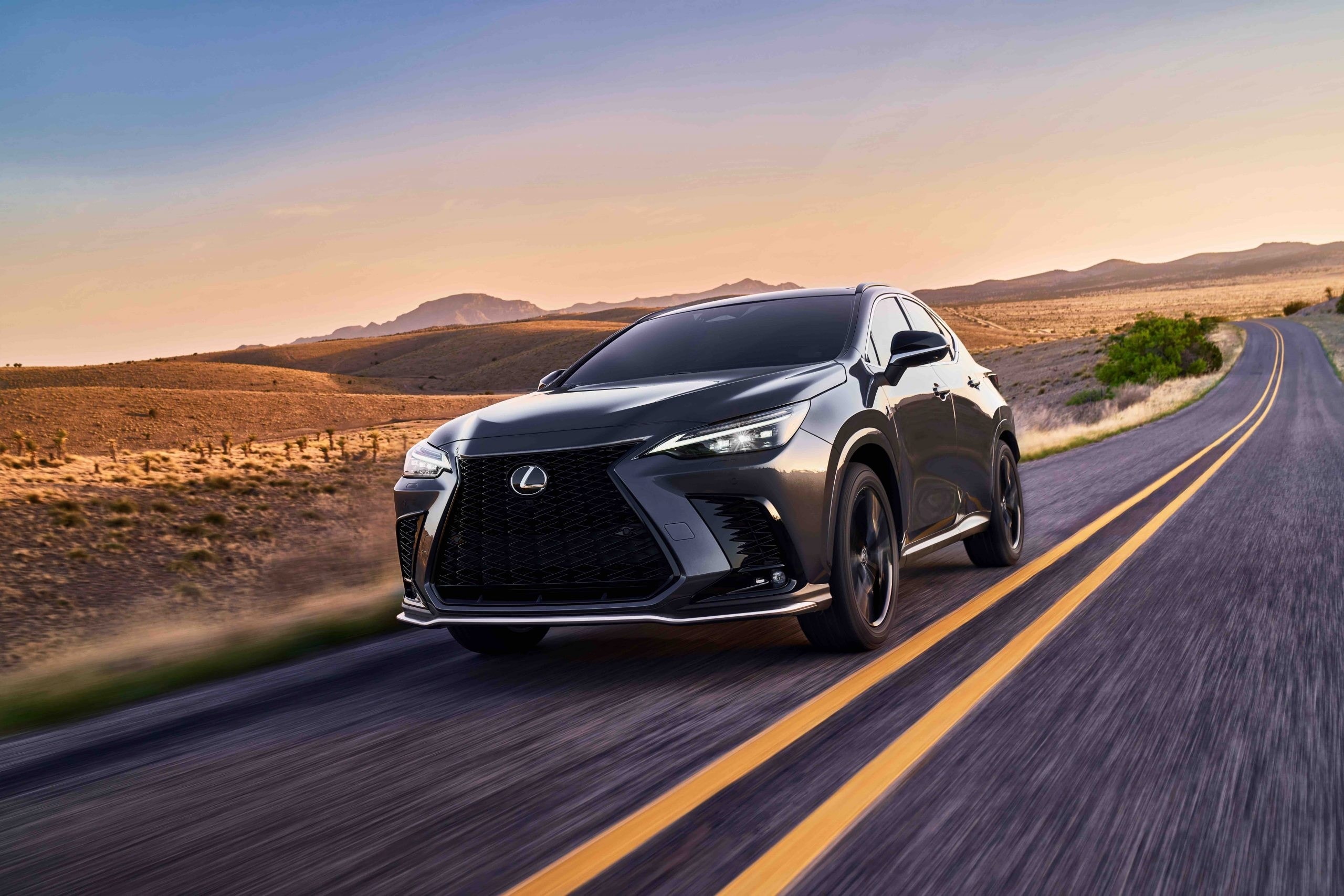 Lexus NX 2026 ra mắt: Tăng giá bán, khởi điểm từ 45.470 USD