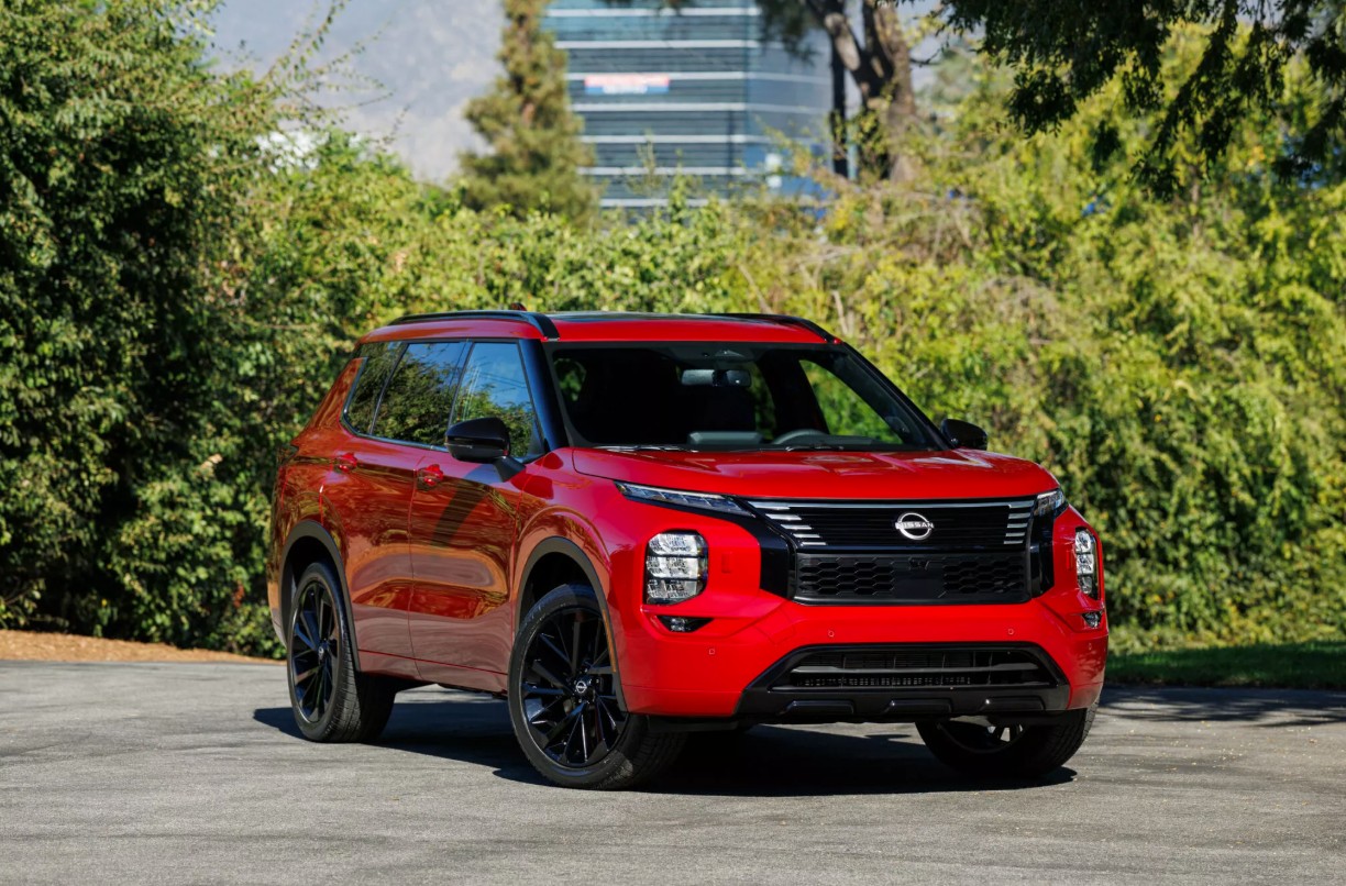 Nissan X-Trail Plug-In Hybrid 2026: Thiết kế hiện đại, nhiều tiện nghi, giá từ 45.990 USD