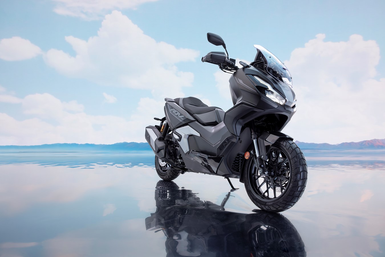 504614_25YM_Honda_ADV350.jpg