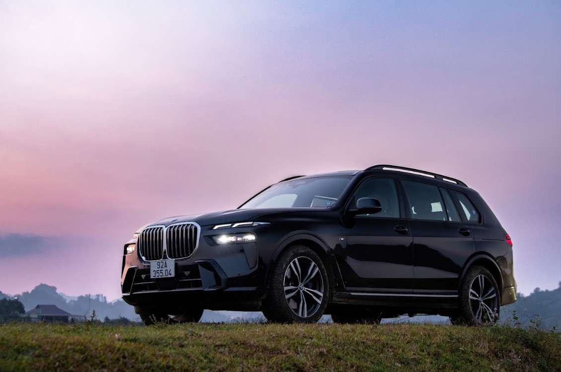 BMW X7.jpg