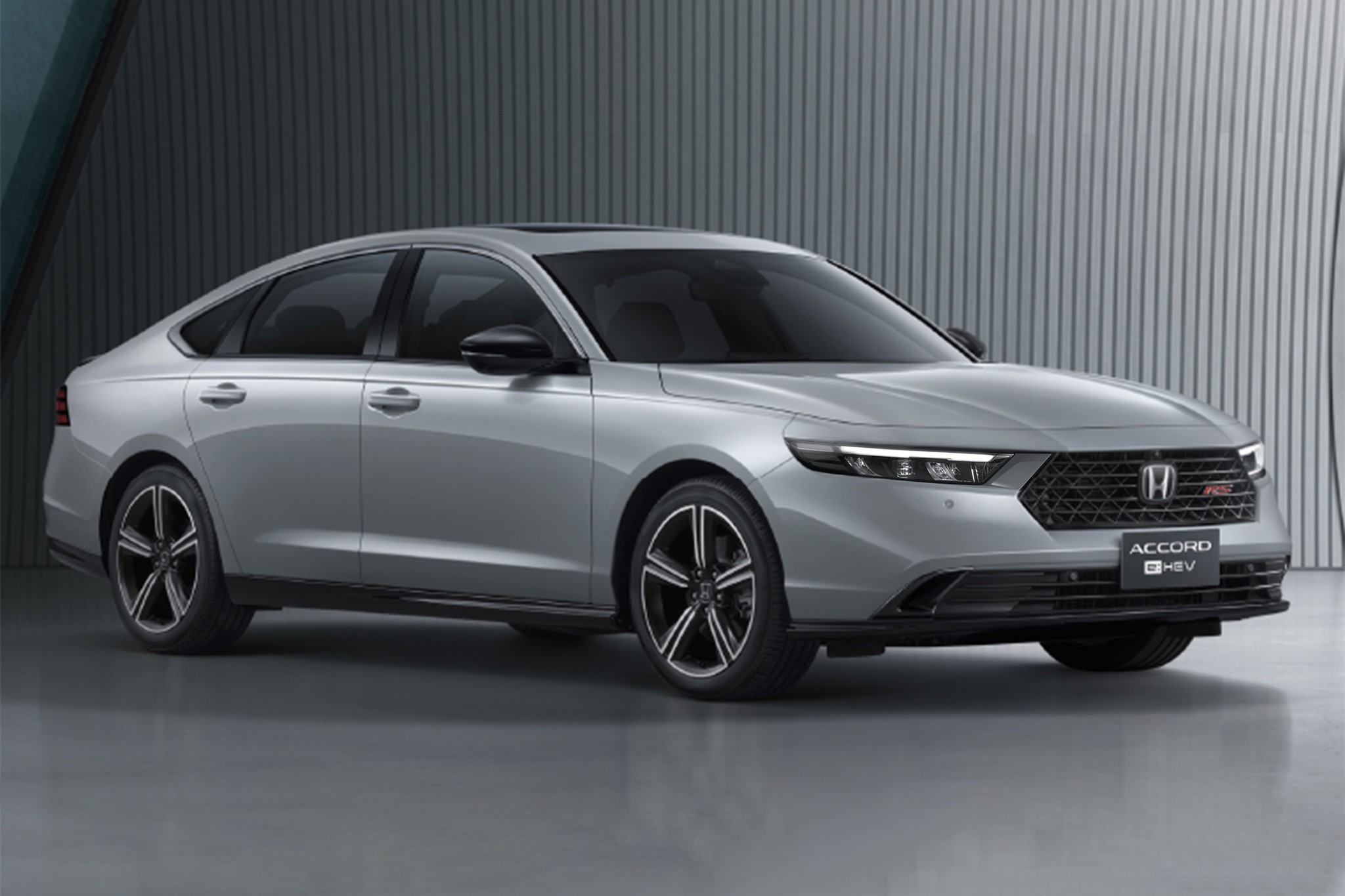 Honda Accord 2026 ra mắt bản nội thất màu trắng mới, tăng giá bán