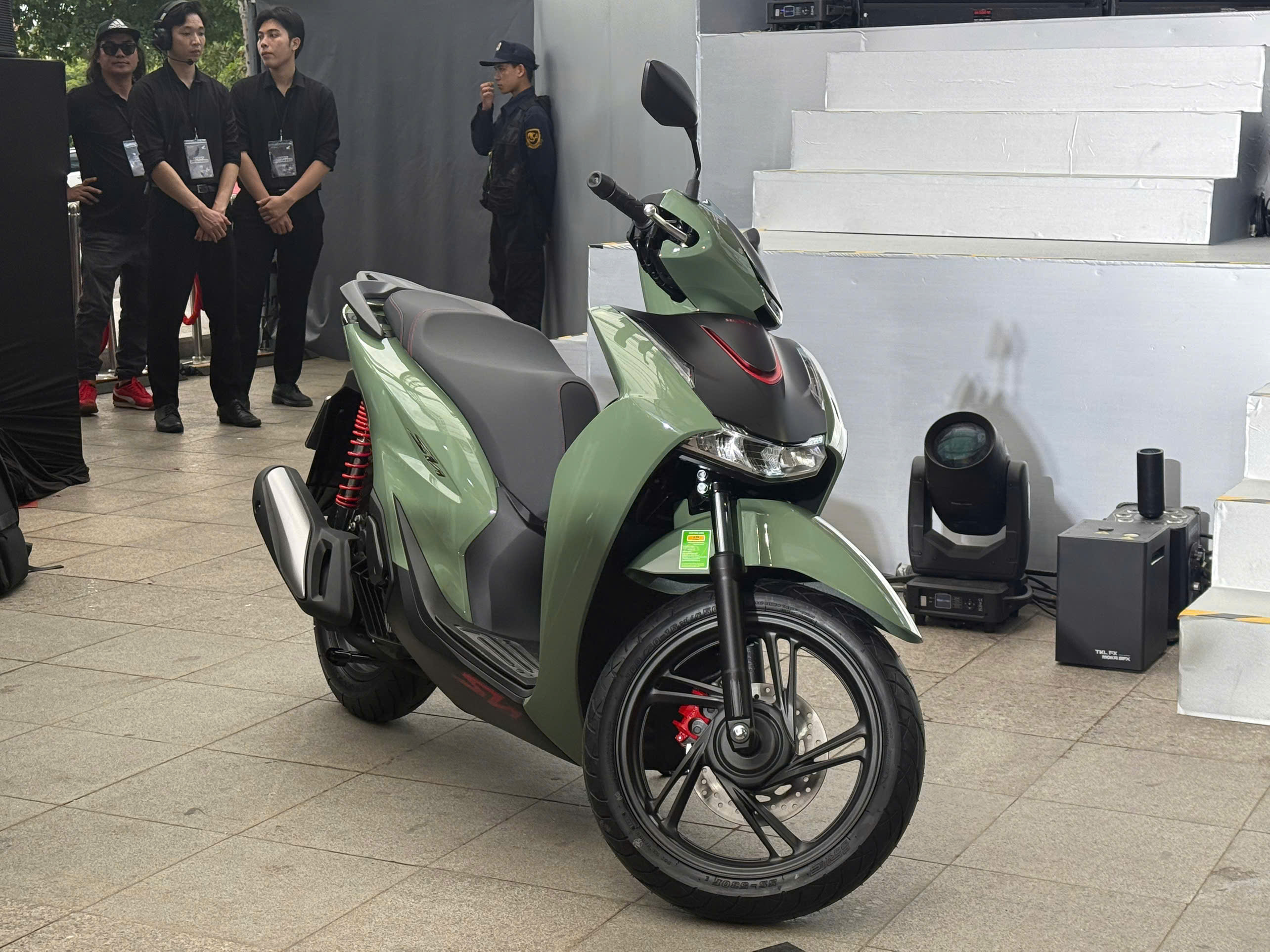 Honda SH 2026 Ra M t Gi T 77 89 Tri u ng