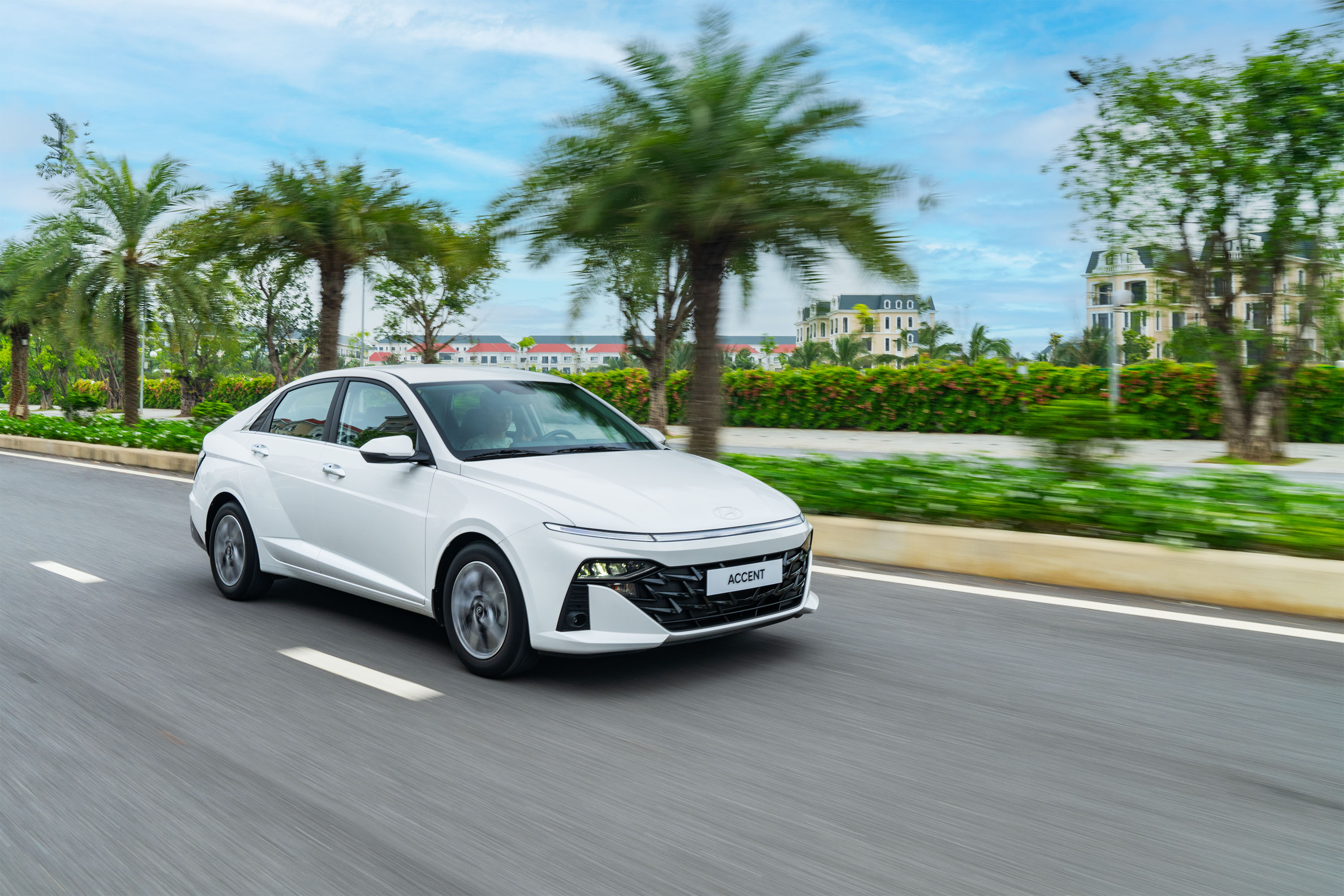 Hyundai Accent All New - 7.jpg