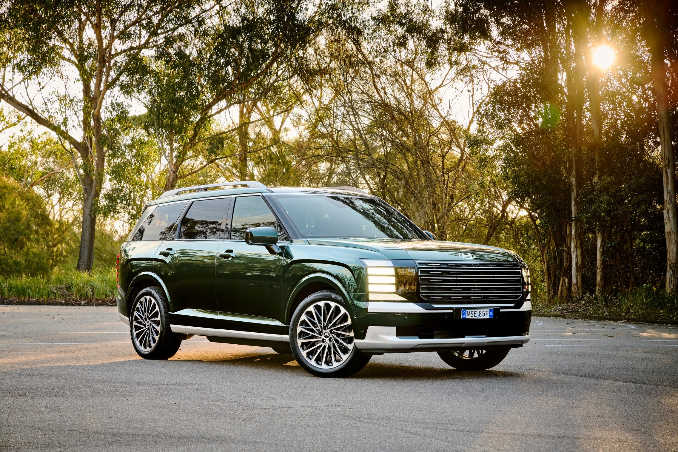 hyundai-launches-all-new-palisade-in-australia-in-flagship-calligraphy-hybrid-guise-only_2.jpg