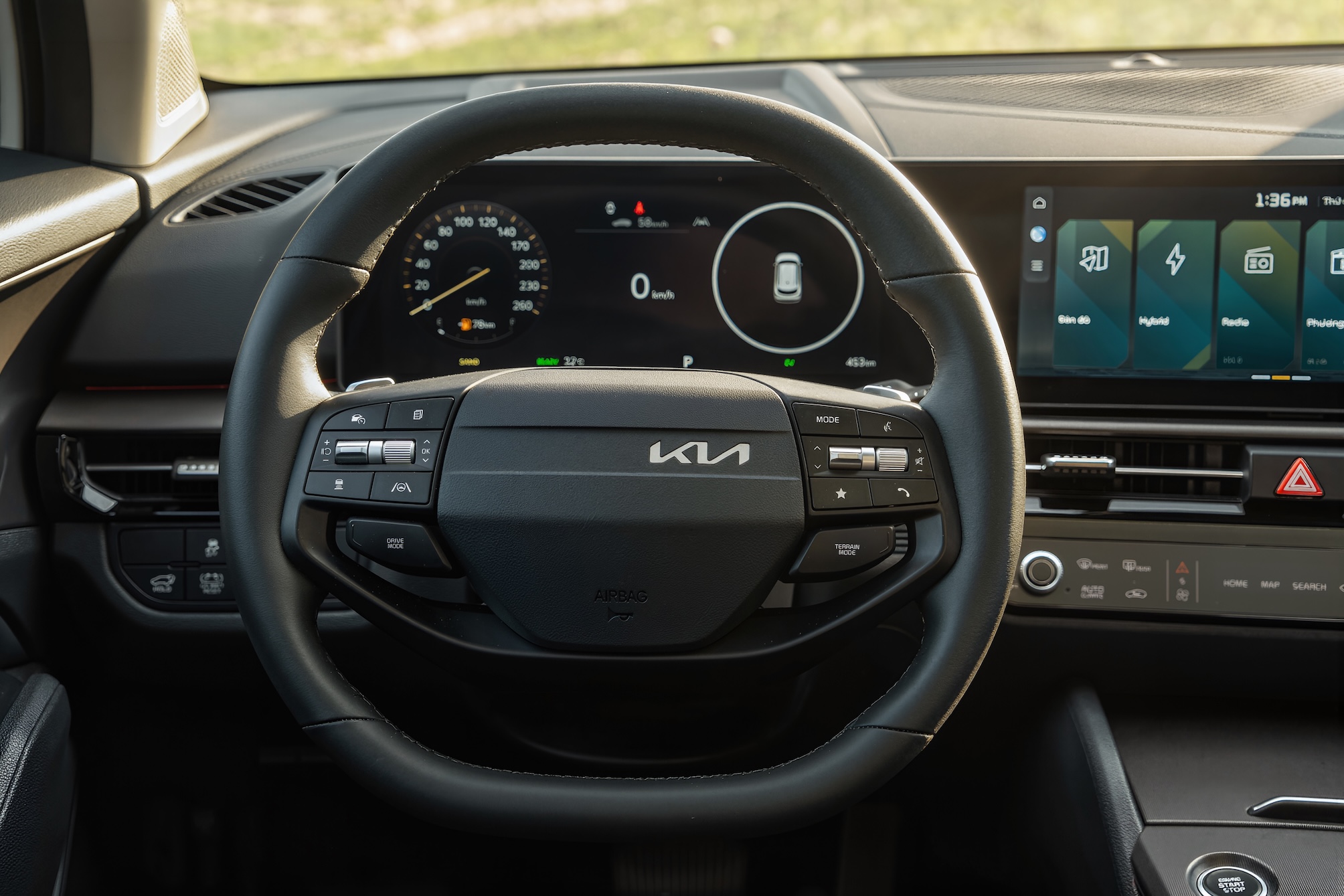 Kia New Sportage Hybrid 2.jpg