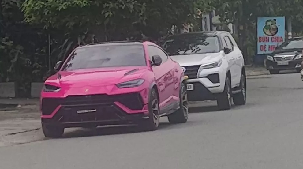 Lamborghini Urus Performante _1.jpg