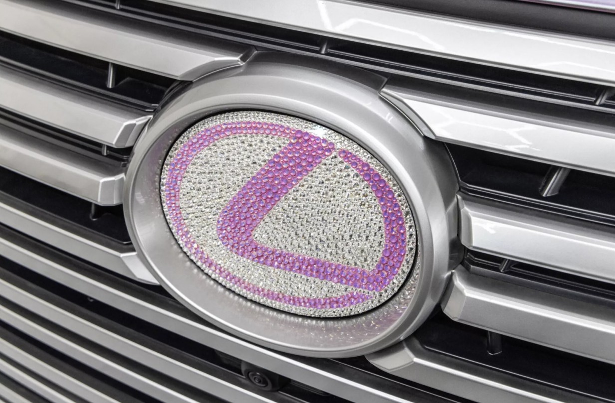 Lexus-Glam-LX 3.jpg