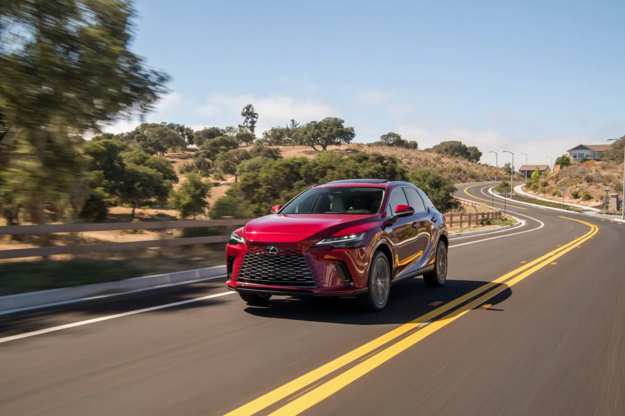 Lexus RX 2026 7.jpg