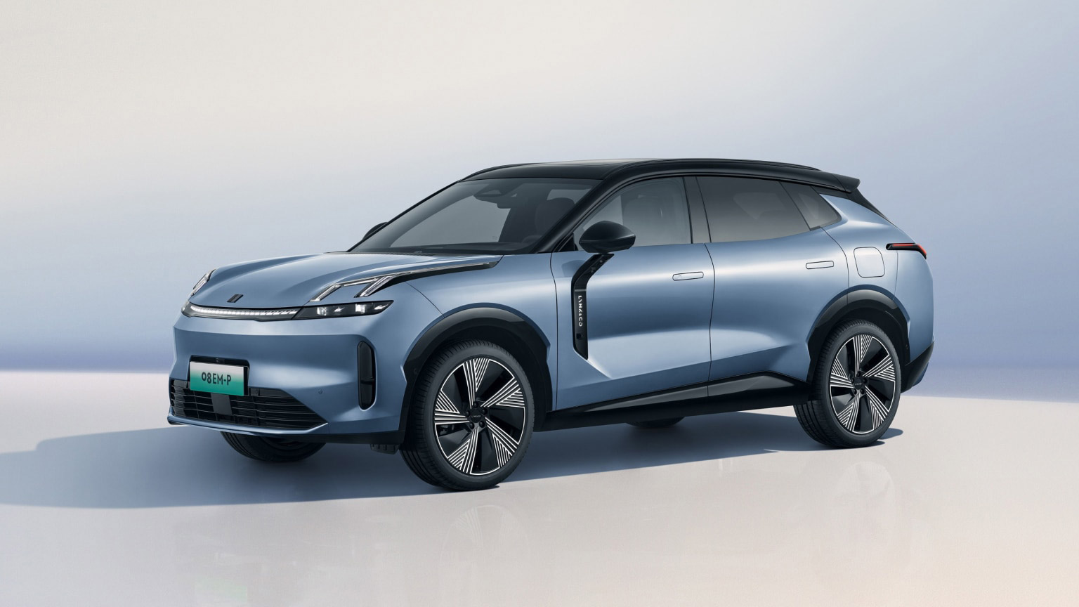 lynkco08.jpg