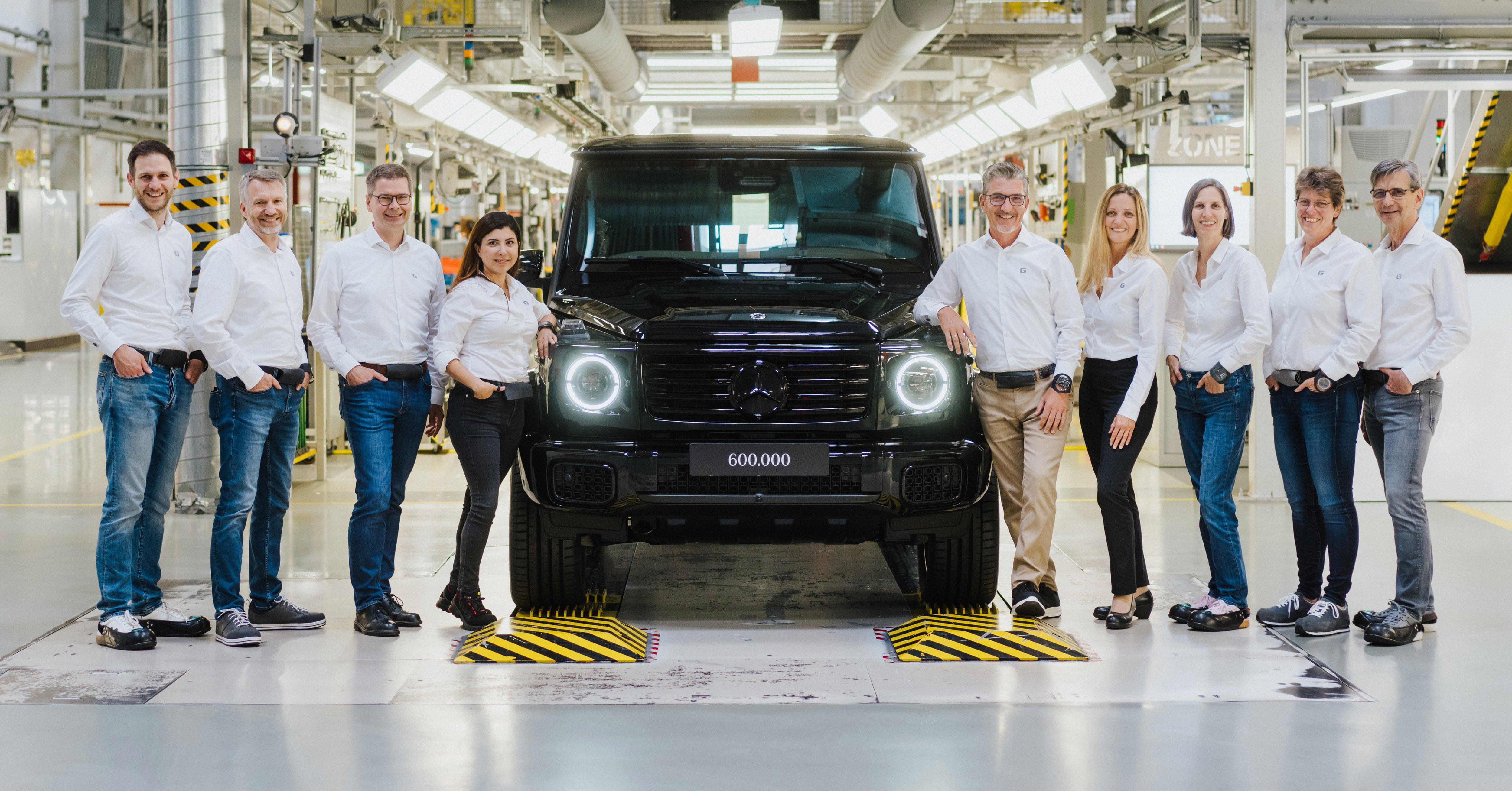 ‘Vua địa hình’ Mercedes-Benz G-Class chạm mốc 600.000 xe xuất xưởng