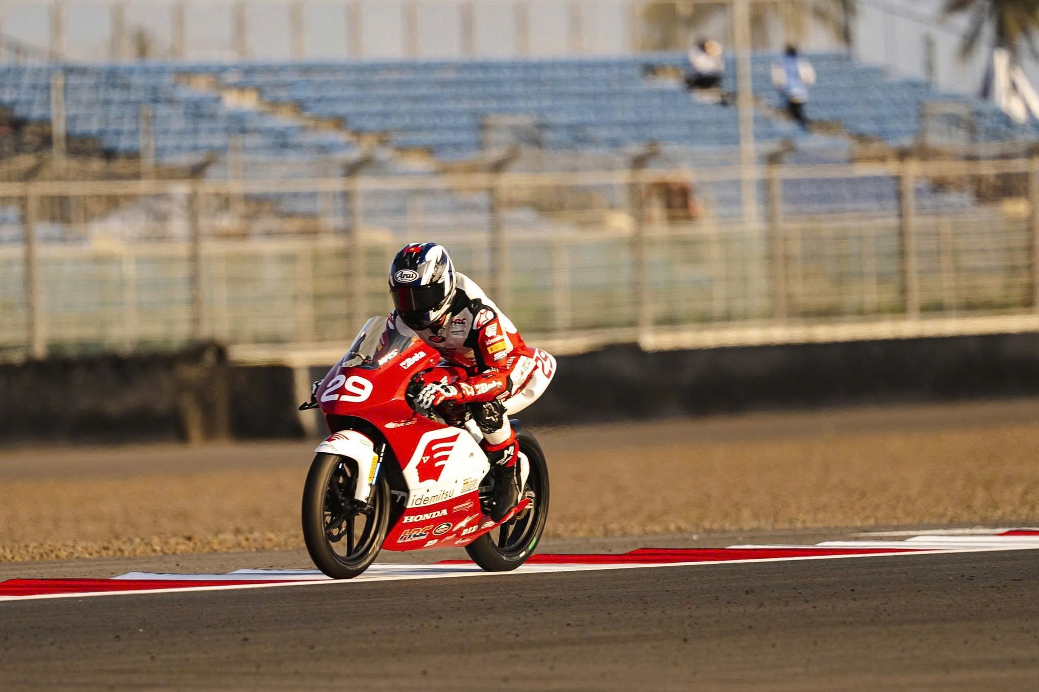 moto4 3.jpg