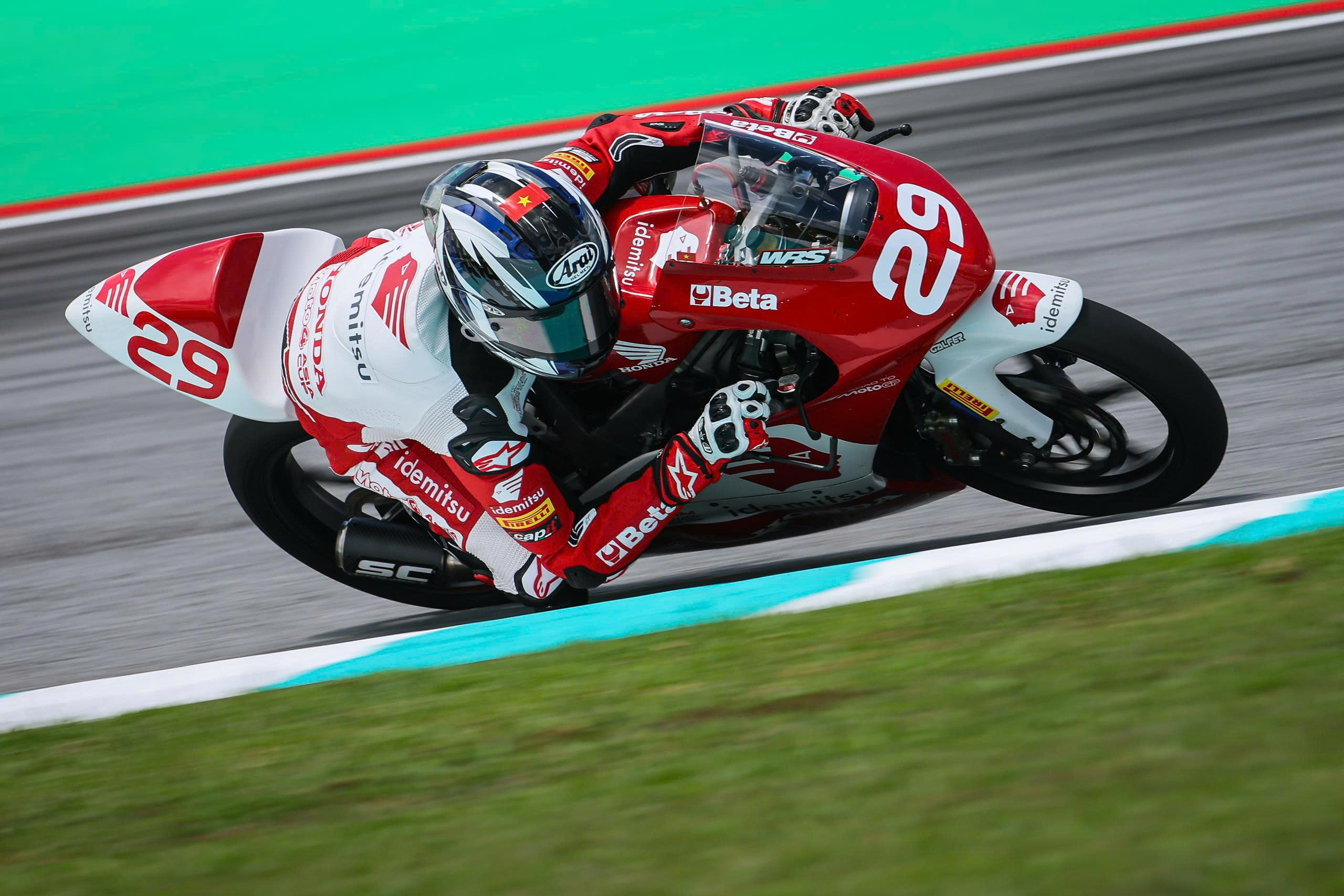 Kết quả phân hạng chặng 5 Moto4 Asia Cup 2026: Việt Tuấn #29 xuất phát P19