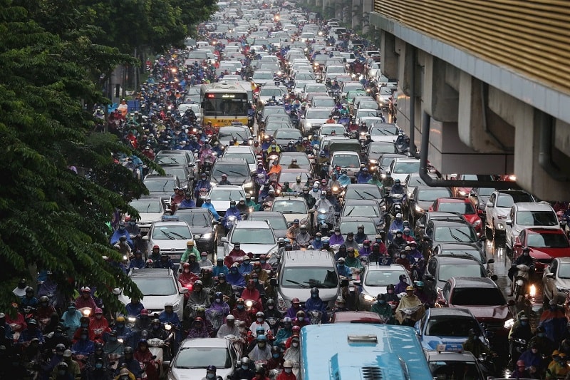 Ngành ô tô ngồi trên “đống lửa” vì chuẩn xanh
