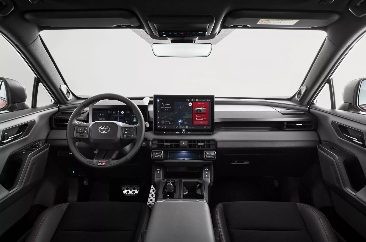 RAV4 GR Sport 8.JPG
