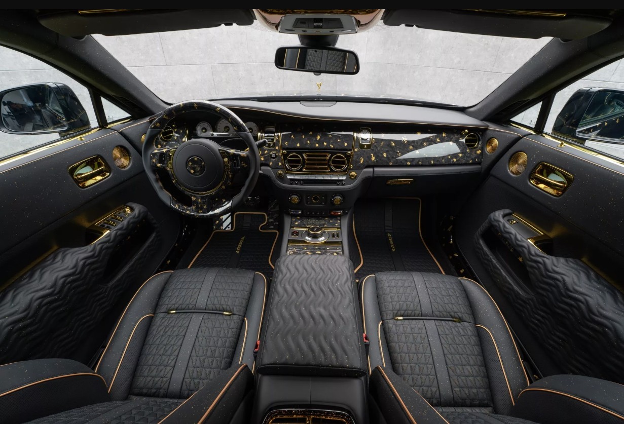Rolls-Royce 4.jpg