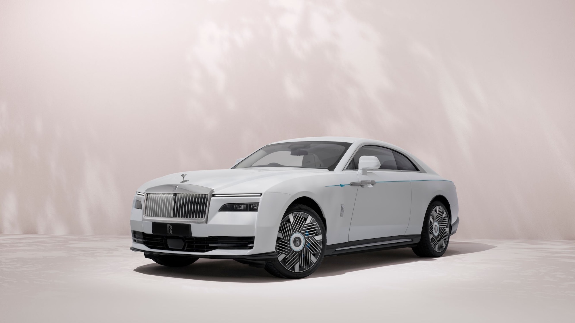 Rolls-Royce Spectre Primavera – đỉnh cao cá nhân hóa, lấy cảm hứng từ hoa anh đào