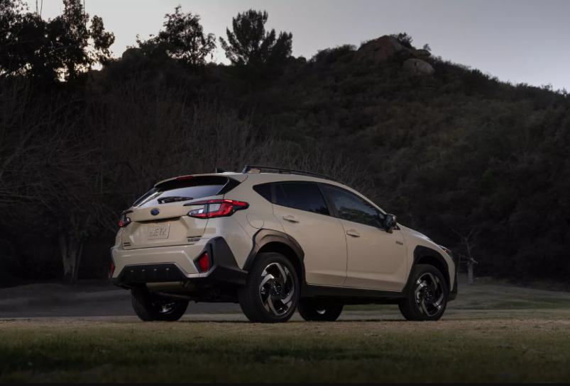 Subaru Crosstrek Hybrid 2026 4.PNG