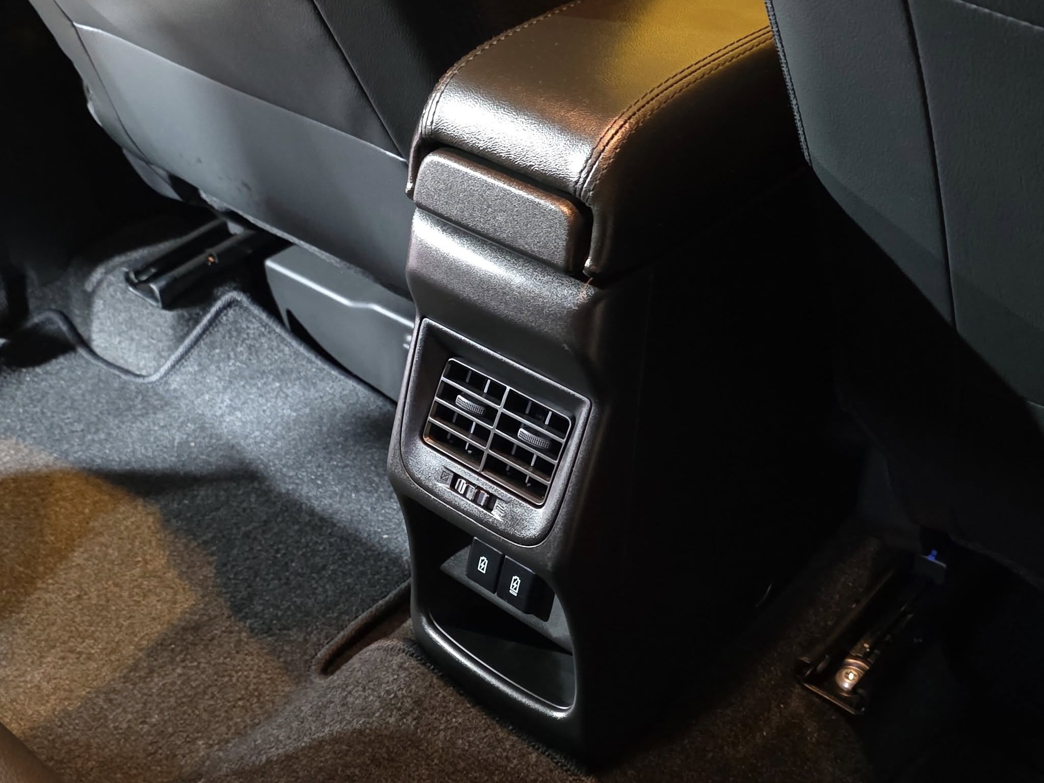 Suzuki FRONX 5.jpg