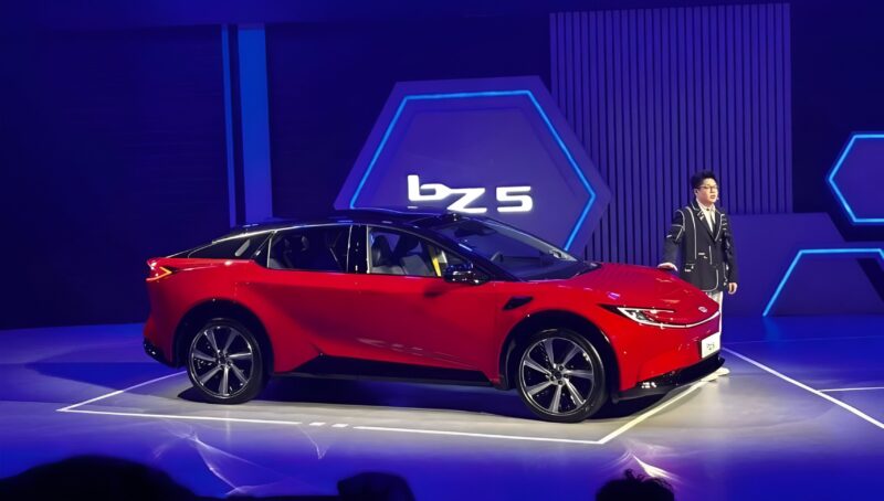Toyota-2.jpg