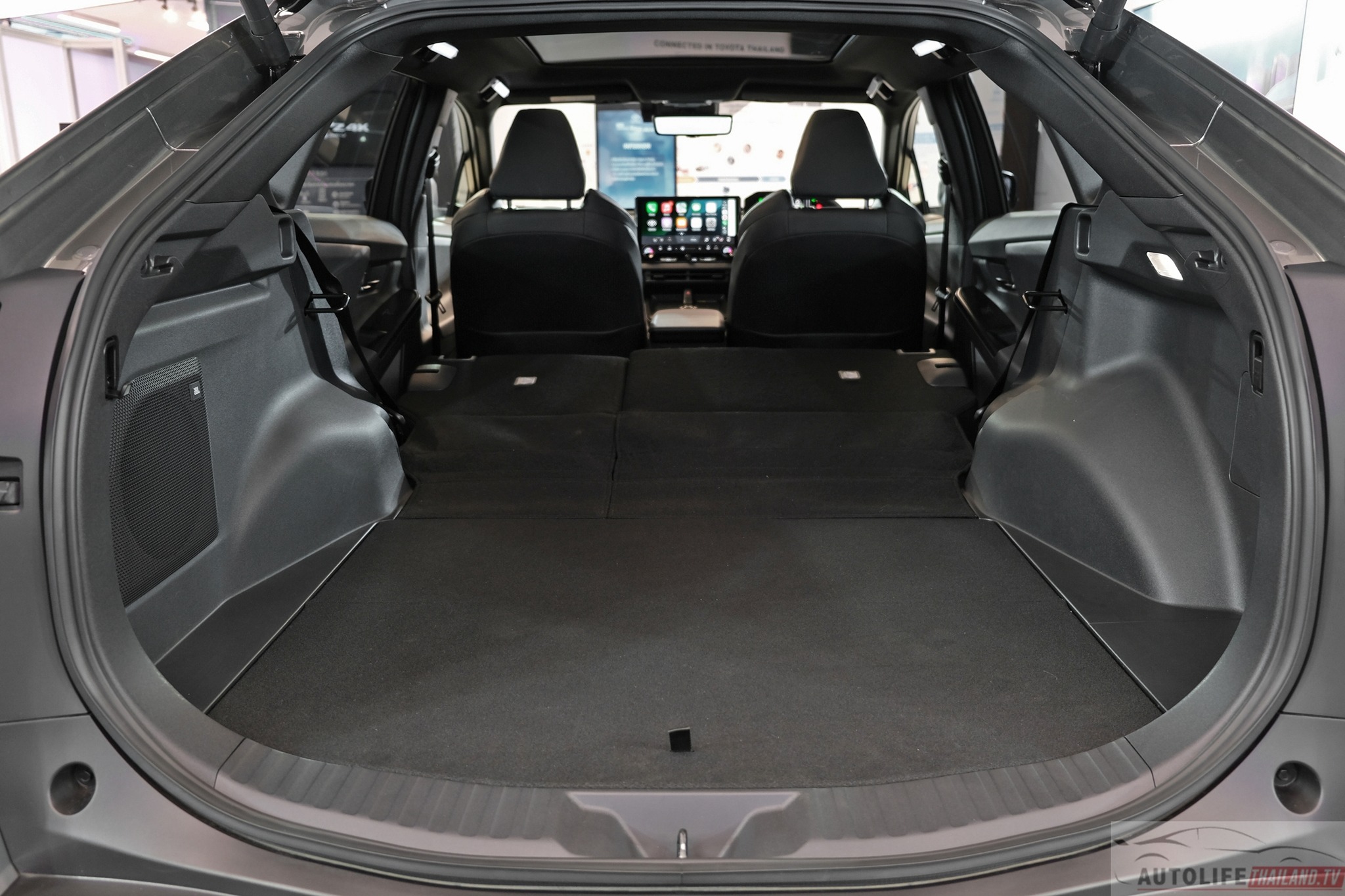 Toyota bZ4X 2026 5.jpg