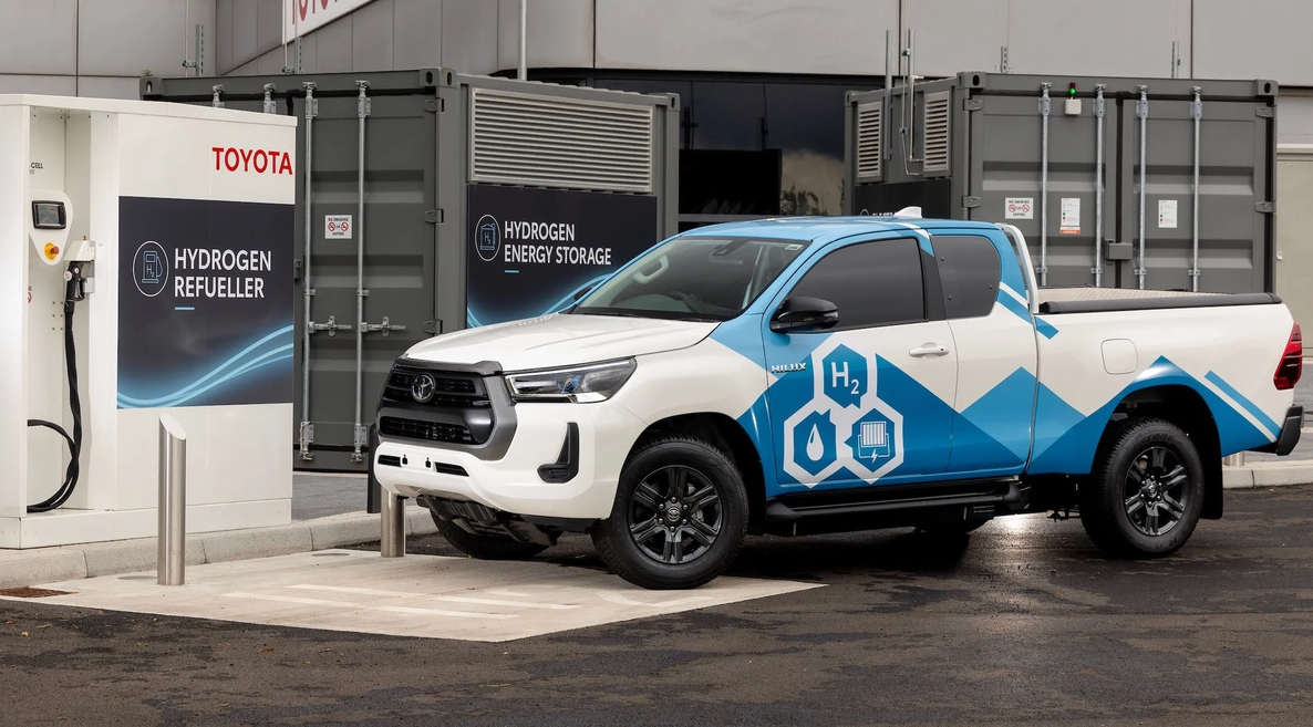 Toyota Hilux chạy bằng hydro sẽ được sản xuất tại Thái Lan từ năm 2027