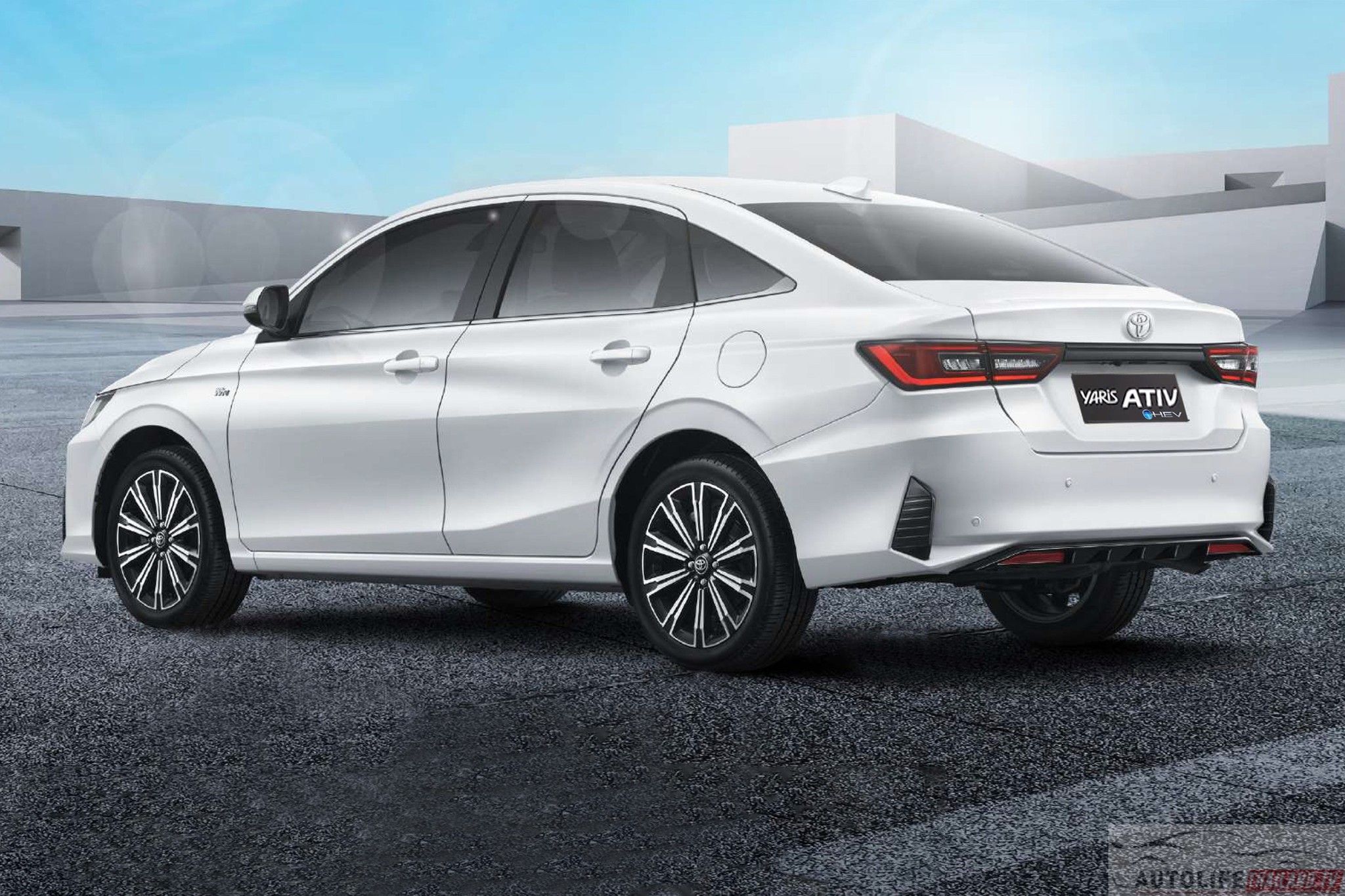 Toyota Vios Hybrid 2.jpg