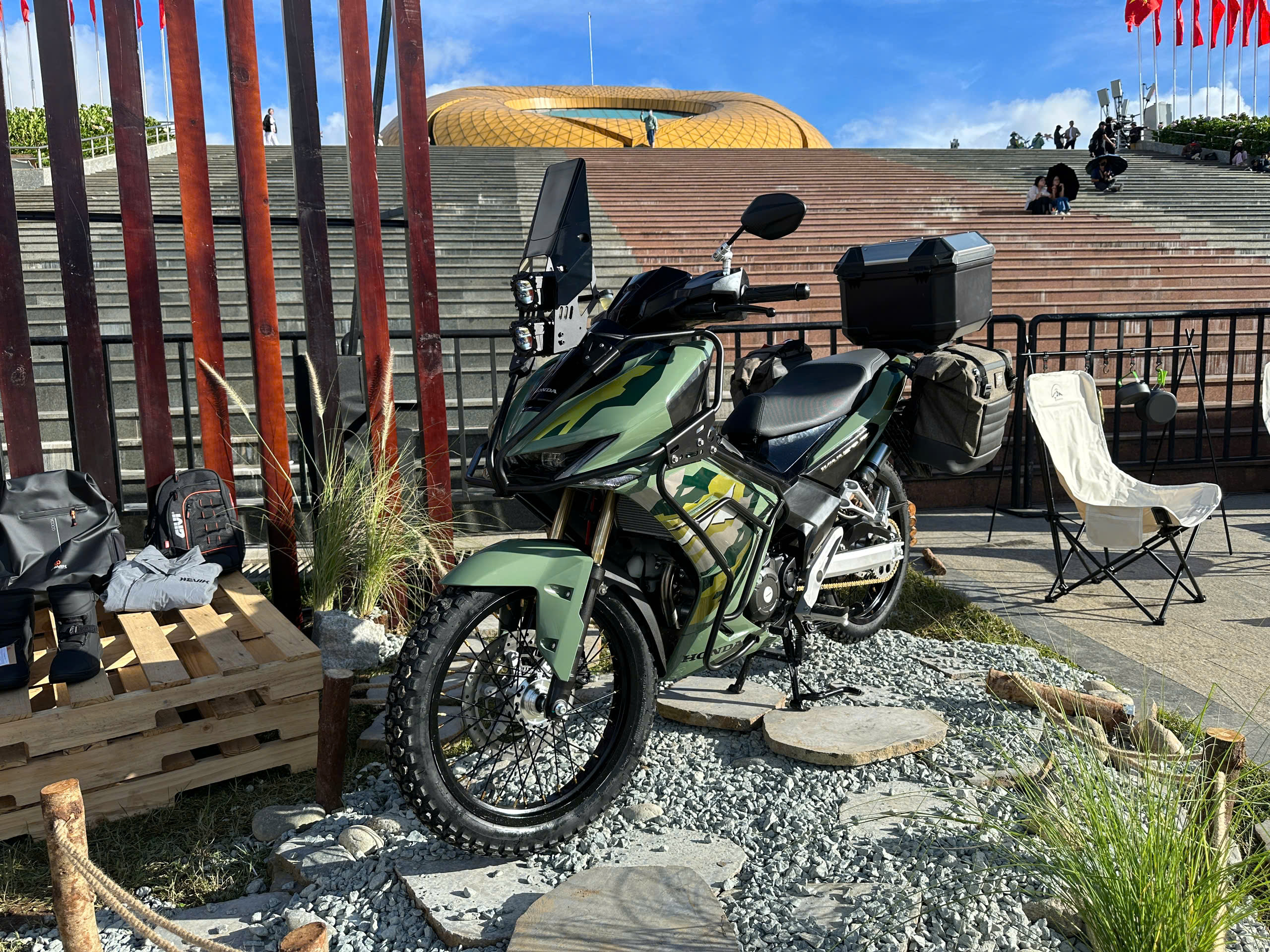z7007826994999_d0aa52740e09f63e325942e82cb78396.jpg