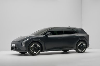 Kia EV4 5.JPG