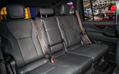 Lexus LX 700h 5.jpg