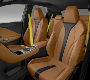 Lexus LBX 7.jpg