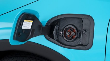 Nissan LEAF 10.jpg