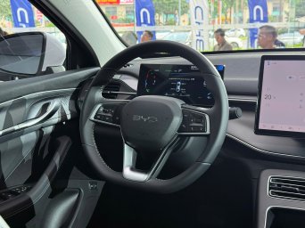 BYD Seal 5-3.jpg