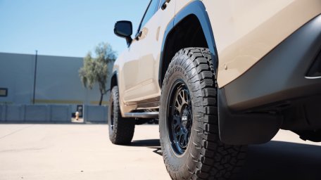 earthly-2025-lexus-lx-700h-overtrail-gets-the-aftermarket-treatment-looks-ready-to-rock_7.jpg