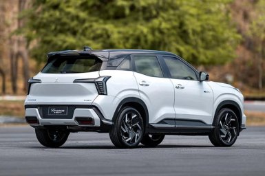 Mitsubishi xFORCE HEV-a2.jpg