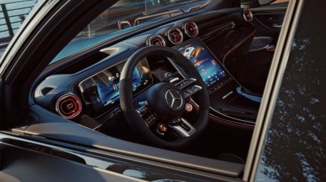Mercedes-Benz 1.jpg