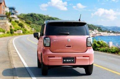 Suzuki e SKY EV 2.jpg