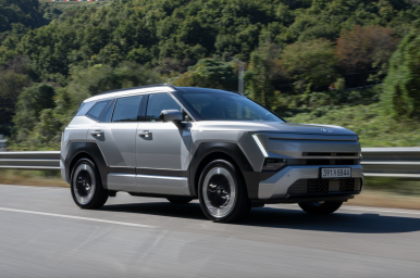 Hyundai Tucson  2026-10-15 lúc 06.34.07 (1).png
